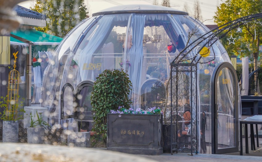 泡泡屋用什么材料制作的 泡泡屋用什么材料制作的